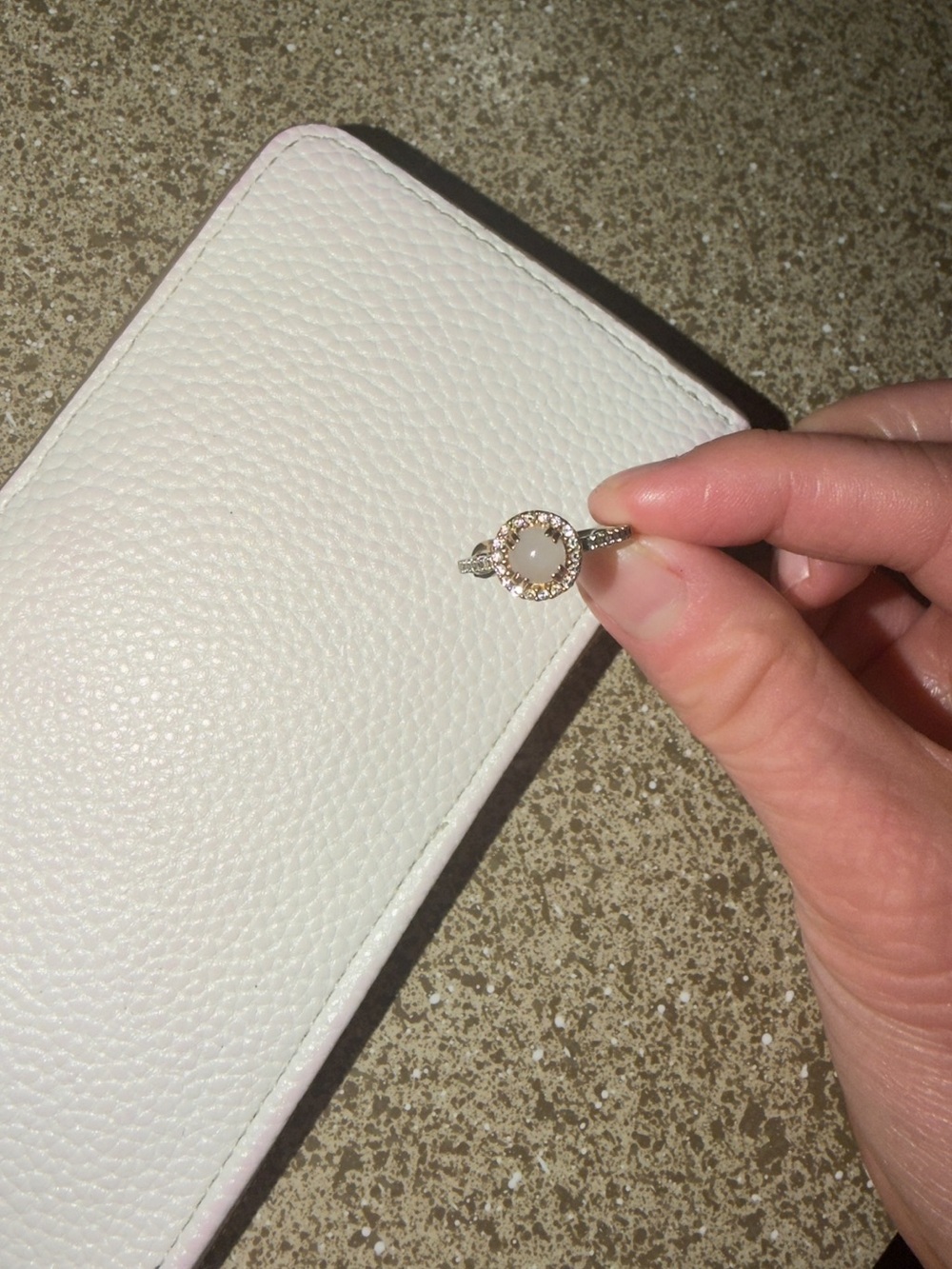 Silver+Rose-gold Circle Halo Ring with Pale Pearl stone (wedding ring-size 7)